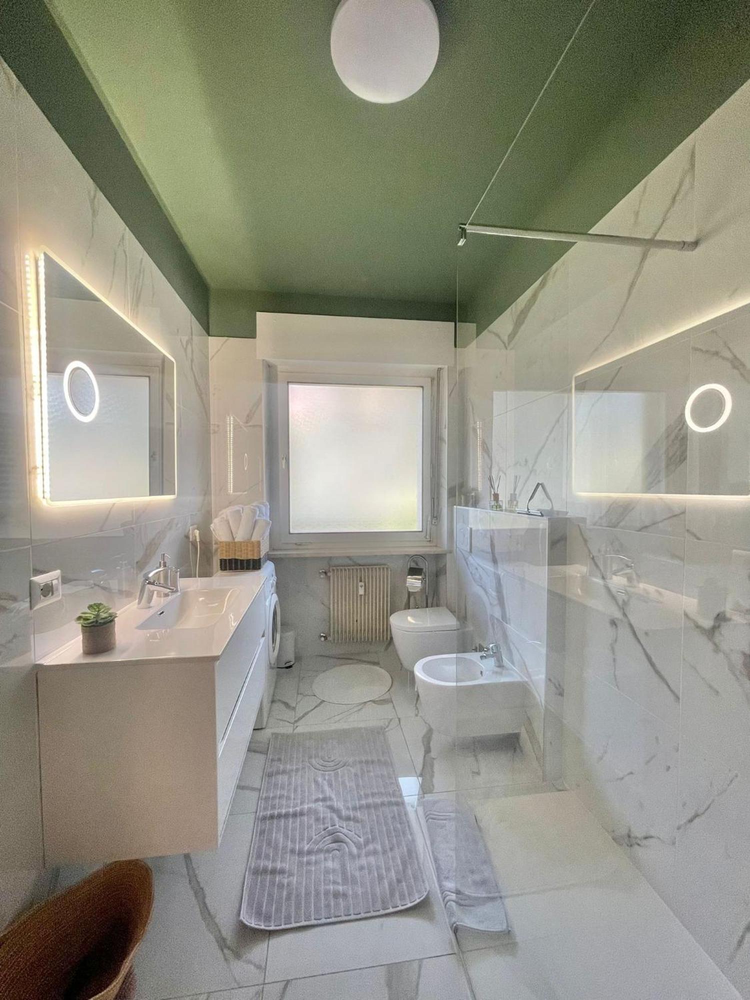 Residenza Xxx Aprile Apartment Merano Bagian luar foto