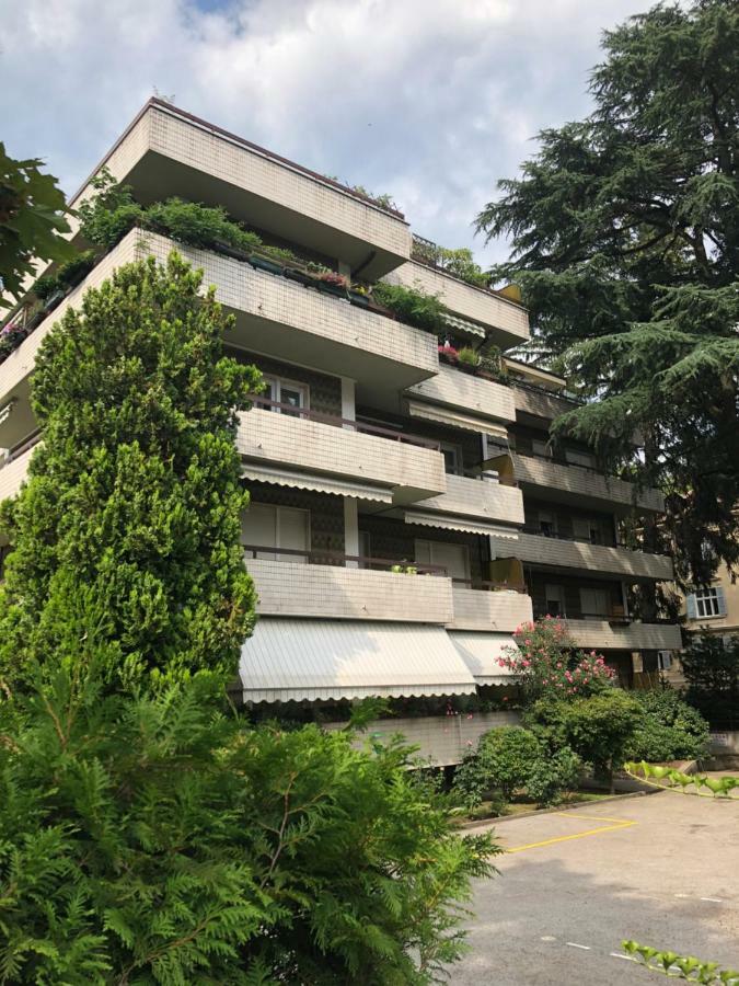 Residenza Xxx Aprile Apartment Merano Bagian luar foto